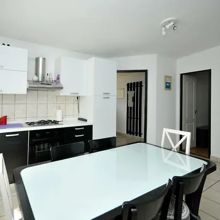 Apartman Sandra *
