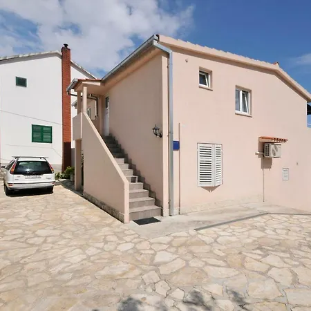 Sandra Trogir